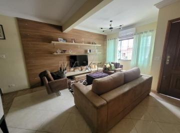 Casa · 120m² · 3 Quartos · 2 Vagas · Casa de Vila à venda. localizada no Bairro de Santana com 3 dormitórios e 2 vagas.