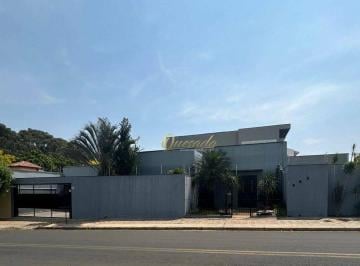 0bdb4afd47174a72990c62317bcb055104453318 · Casa térrea à venda, 3 suítes, piscina, planejados, ar condicionado, Jardim Vila Suíça, Indaiatuba.