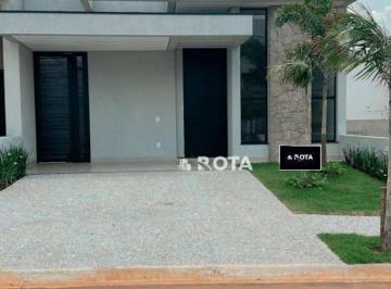 8f5ce072e260f6f3673f442da9899fbe2feaeb23 · Casa térrea com 3 suítes com acabamento primoroso!!!