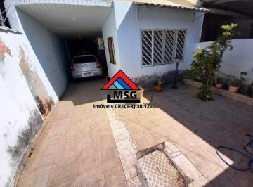 Casa · 194m² · 4 Quartos · 1 Vaga · Excelente oportunidade casa com 4 quartos sendo um suíte, quintal com churrasque