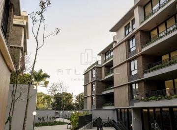 Apartamento · 221m² · 3 Quartos · 3 Vagas · Tranquilidade e Conforto ao lado do Graciosa