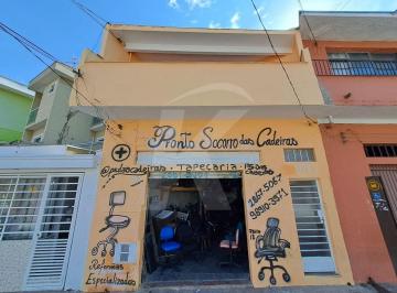 Casa · 145m² · 3 Quartos · 6 Vagas · Sobrado com 3 dormitórios e com salão na Vila Nivi, Tucuruvi.