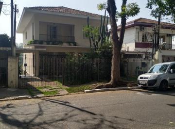 Casa de 4 quartos, São Paulo · Casa Espaçosa com Vista para o Estádio do Pacaembu