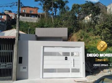 Casa · 130m² · 2 Quartos · 2 Vagas · Casa à venda em de Terra Preta com 2 dormitórios