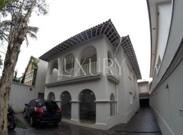 1 · Casa com 343 m², 4 quartos sendo 3 suítes à venda no bairro Jardim Paulista.