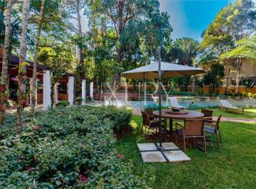1 · Casa Estilo colonial portugues e com muita história para contar com 5 dormitórios, 2535 m² de terren