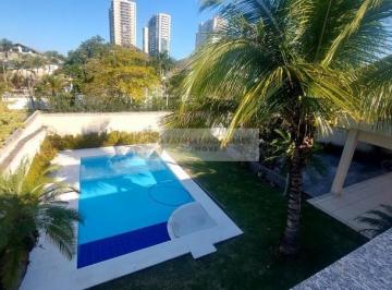 Foto 01 · Casa de luxo à venda ou locação em condomínio na Barra da Tijuca, RJ: 6 quartos, 5 suítes, 9 banheir