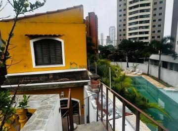 Casa · 190m² · 1 Quarto · 2 Vagas · Terreno com casa à venda na Rua Professor Aprígio Gonzaga, próxima ao metrô com 190m²