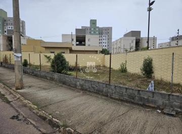 Terreno · 181m² · TERRENO PLANO COM 181M² DE USO MISTO Á VENDA NO SANTA GIOVANNA - JUNDIAÍ - SP.