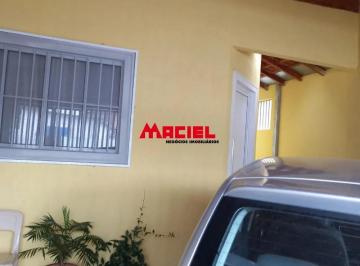 Casa · 118m² · 2 Quartos · 2 Vagas · Casa no bairro Majestic - Casa toda reformada