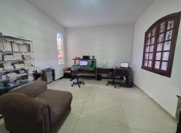 Casa · 253m² · 3 Quartos · Casa à venda - em Santa Branca