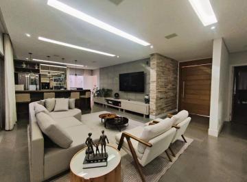 Casa · 200m² · 4 Quartos · 4 Vagas · VENDO CASA EM ESTILO MODERNO E SOFISTICADO NO ALTO DA BOA VISTA