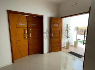 Casa · 537m² · 5 Quartos · 6 Vagas · Casa Comercial - Residencial - Holambra - 5 Dormitórios - 230m².
