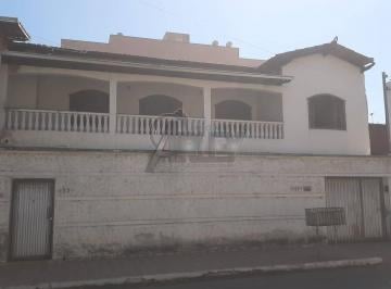 Casa · 3 Quartos · 02 CASAS,01 APT. E 02 PTS COMERCIAS LOTE DE 250,00m², NA AV. DOS MILITARES