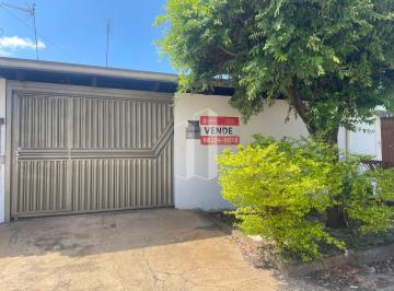 Casa · 213m² · 2 Quartos · 3 Vagas · Sobrado com Amplo Escritório no Setor Pedro Ludovico