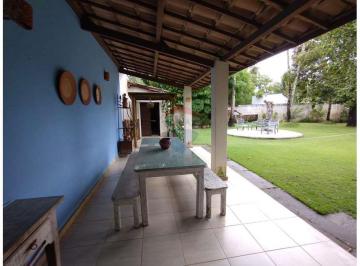 Casa · 300m² · 4 Quartos · 1 Vaga · Linda casa condomínio Lagoa Dourada, próximo a praia na Ilha de Itaparica - BA