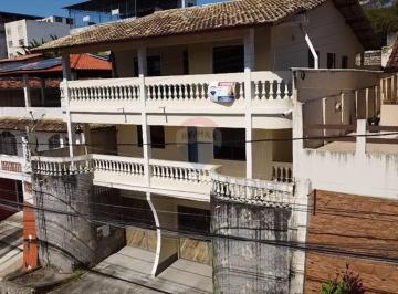 Casa · 283m² · 8 Quartos · 4 Vagas · 2 belíssimas casas pertinho do Shopping Bela Vista