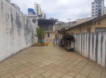 Casa · 104m² · 3 Quartos · 4 Vagas · Casa com quintal gigante no bairro do Bosque da Saude