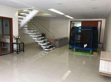 Casa · 450m² · 3 Quartos · 6 Vagas · Sobrado na Vila Formosa.