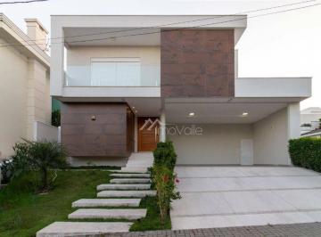 2f7a88f149e7168f3eb1ae483ba7ac63c79f25f7 · Casa no Condomínio Residencial Montserrat