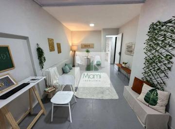 c14b59313fca94d2310b2e5b0015d66895acaa02 · Casa com 2 dormitórios à venda, 100 m² por R$ 450.000,00 - Xaxim - Curitiba/PR