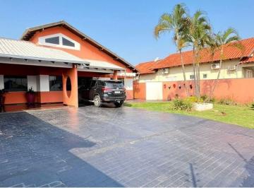 c68894d33c23326eddd02cadbbee633978f075ca · Casa com 4 dormitórios à venda, 284 m² por R$ 1.200.000,00 - Centro - Navirai/MS