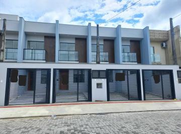 Casa · 65m² · 2 Quartos · 1 Vaga · Sobrado à venda no bairro Floresta - Joinville/SC