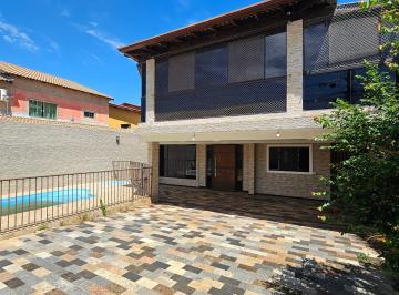 Casa de 5 quartos, Santa Maria · CASA 5 QUARTOS COM LAZER COMPLETO