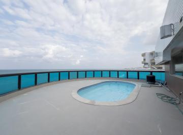 Apartamento · 550m² · 4 Quartos · 6 Vagas · Cobertura à venda  na beira mar Boa Viagem
