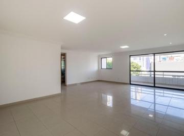 Apartamento com 3 dormitórios à venda em Recife · Apartamento à venda em Boa Viagem com 3 suítes e varanda