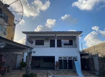 Casa · 460m² · 4 Quartos · 3 Vagas · Casa à venda em Boa Viagem – 460m² de área privativa, 04 quartos, 03 suítes e piscina | Recife