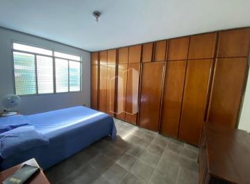Casa · 164m² · 5 Quartos · 8 Vagas · Casa em Vila Lucy - Goiânia, GO
