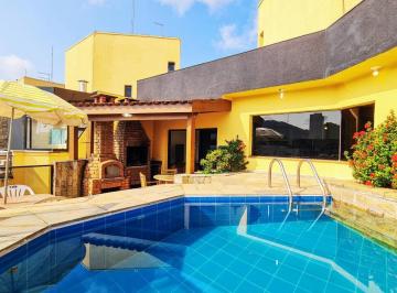 Apartamento · 163m² · 2 Quartos · 2 Vagas · Cobertura duplex à venda na praia da Enseada com lazer privativo