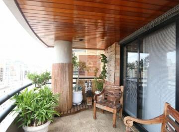 Apartamento · 220m² · 4 Quartos · 4 Vagas · 220 METROS EM MOEMA PÁSSAROS, 4 VAGAS E DEPÓSITO