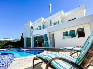 40 · Casa Alto Padrão com 4 suítes em Jurerê Internacional