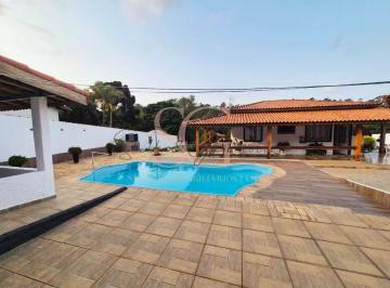 Piscina · Chácara à venda no Bairro Pinhal em Cabreúva por R$950.000
