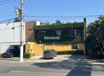 Comercial · 176m² · 5 Vagas · Ótima localização.