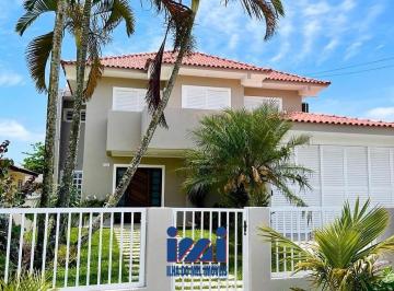 23974173_4.jpg · Sobrado alto padrão na praia