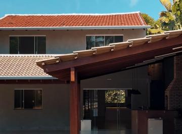 Casa , Águas Claras · 4 quartos em Arniqueira super reformada quadra 4 conjunto