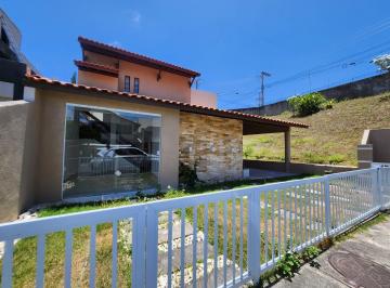 Casa de 4 quartos, Lauro de Freitas · Casa em condomínio fechado com clube completo!!!