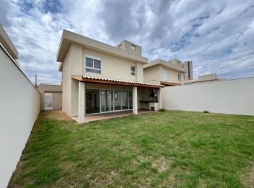 1729799516.jpeg · Casa com quintal amplo no Jardim Sul | É aqui na Rosa e Rangel Consultoria e Assessoria Imobiliária