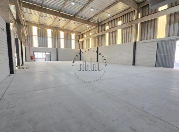 Comercial · 2000m² · 6 Vagas · Galpão para alugar em Valinhos, Chácaras Alpina, com 2000 m²