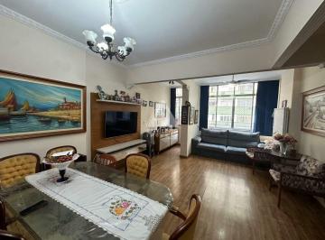 Apartamento à venda de 3 quartos em Copacabana · Excelente apartamento de 3 quartos em Copacabana