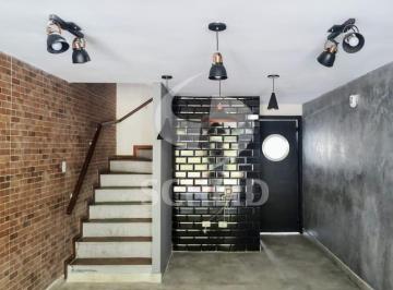 Comercial · 120m² · 2 Vagas · Casa Comercial á Venda na Chácara Santo Antônio com 120m², 2 vagas.