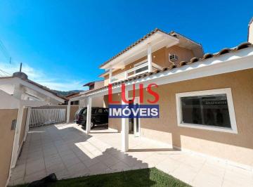 b7cdd435bf66e301719afd188122e2003bfa1118 · Casa com 7 dormitórios à venda, 341 m² por R$ 1.550.000,00 - Itaipu - Niterói/RJ