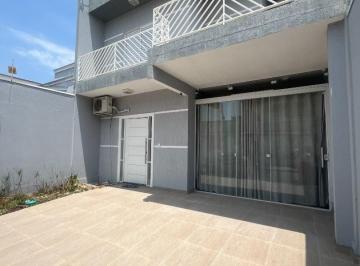 922e0bcdb379eec3c2fac57d148ef2ab36db4db9 · Sobrado com 3 dormitórios à venda, 135 m² por R$ 760.000,00 - Villa Branca - Jacareí/SP