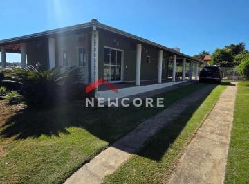 Casa · 210m² · 3 Quartos · 8 Vagas · Casa de condomínio em Rua Cannes - Barreiro - Araçoiaba da Serra/SP