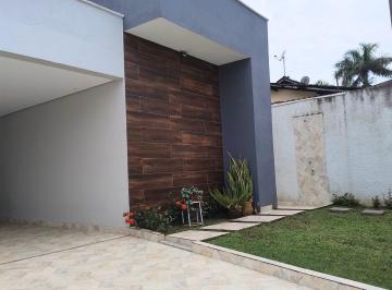 Casa de 4 quartos, Guarujá · Casa com pisicina - Enseada