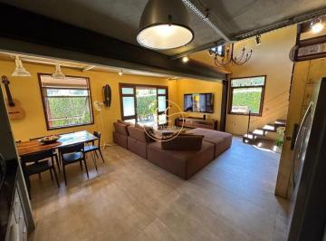 Foto 01 · Casa em Condomínio de Luxo em Vargem Grande - 4 Quartos, 3 Suítes, 200m², 2 Vagas, Quintal, Área Gou