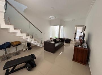 Casa de 3 quartos, São Paulo · Vila Gumercindo - Sobrado de Vila 3 dormitórios e 2 vagas portão automático